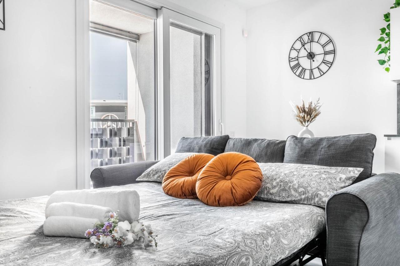 Harmony House - Rho Fiera 6min - Free Parking - Terrace Apartamento Milão