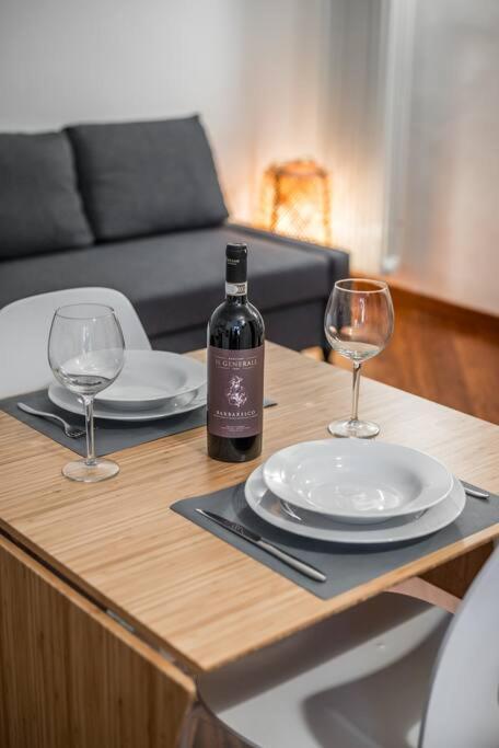 Apartment Duomo In 10 Minutes - Quiet With Free Netflix And Wifi