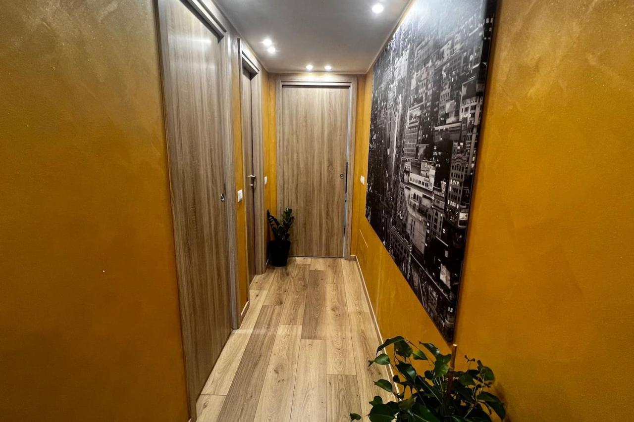 Apartamento Prestigioso Trilocale Sui Navigli Con A/c & Wi-fi Milão