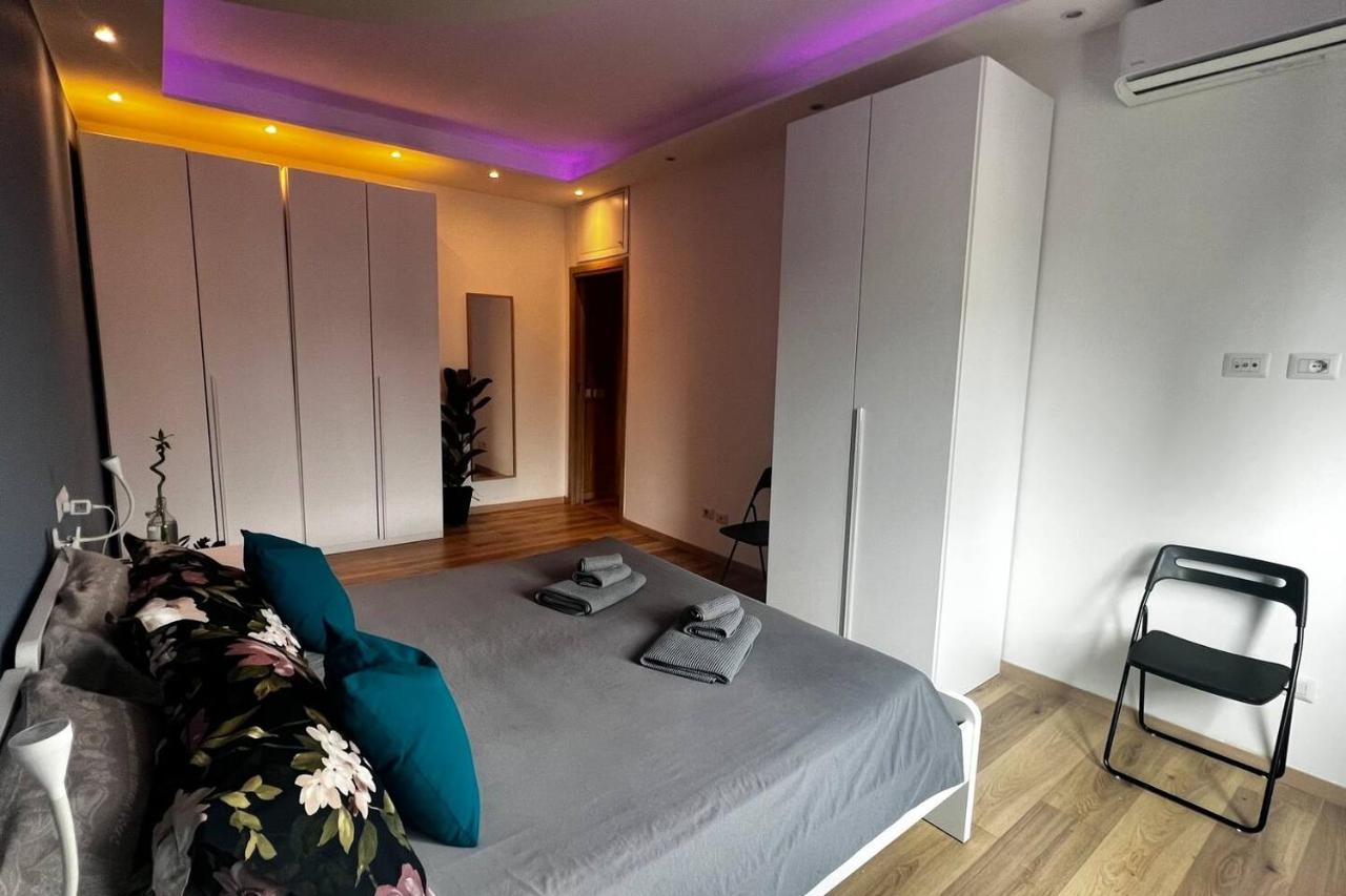 Apartamento Prestigioso Trilocale Sui Navigli Con A/c & Wi-fi *