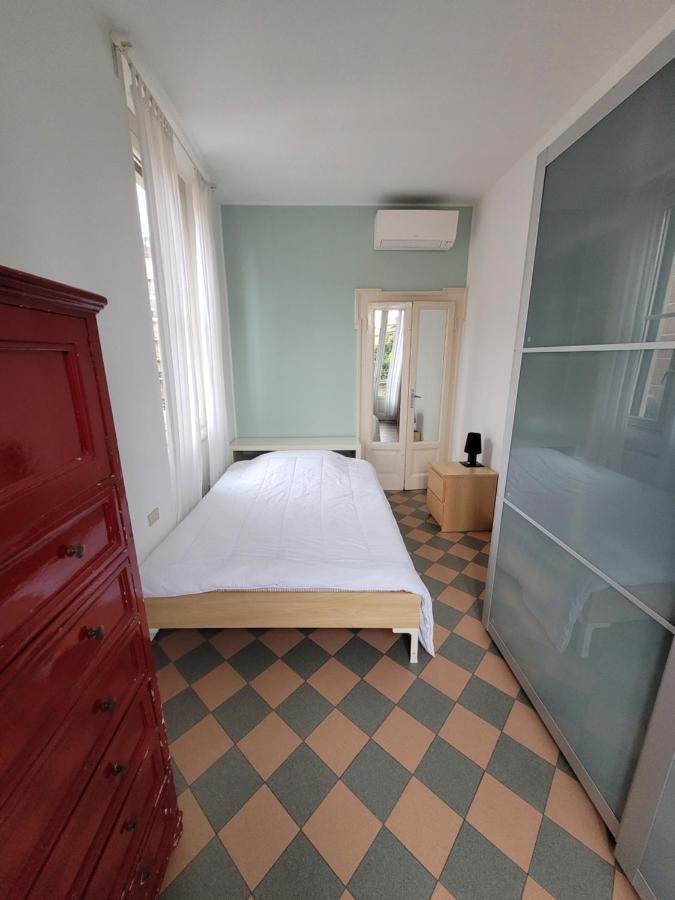 Apartment Trilocale In Signorile Mailand