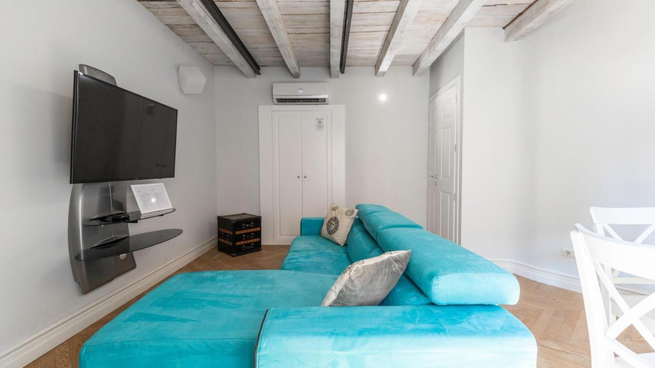 Italianway - Meravigli 18 Apartamento Milão