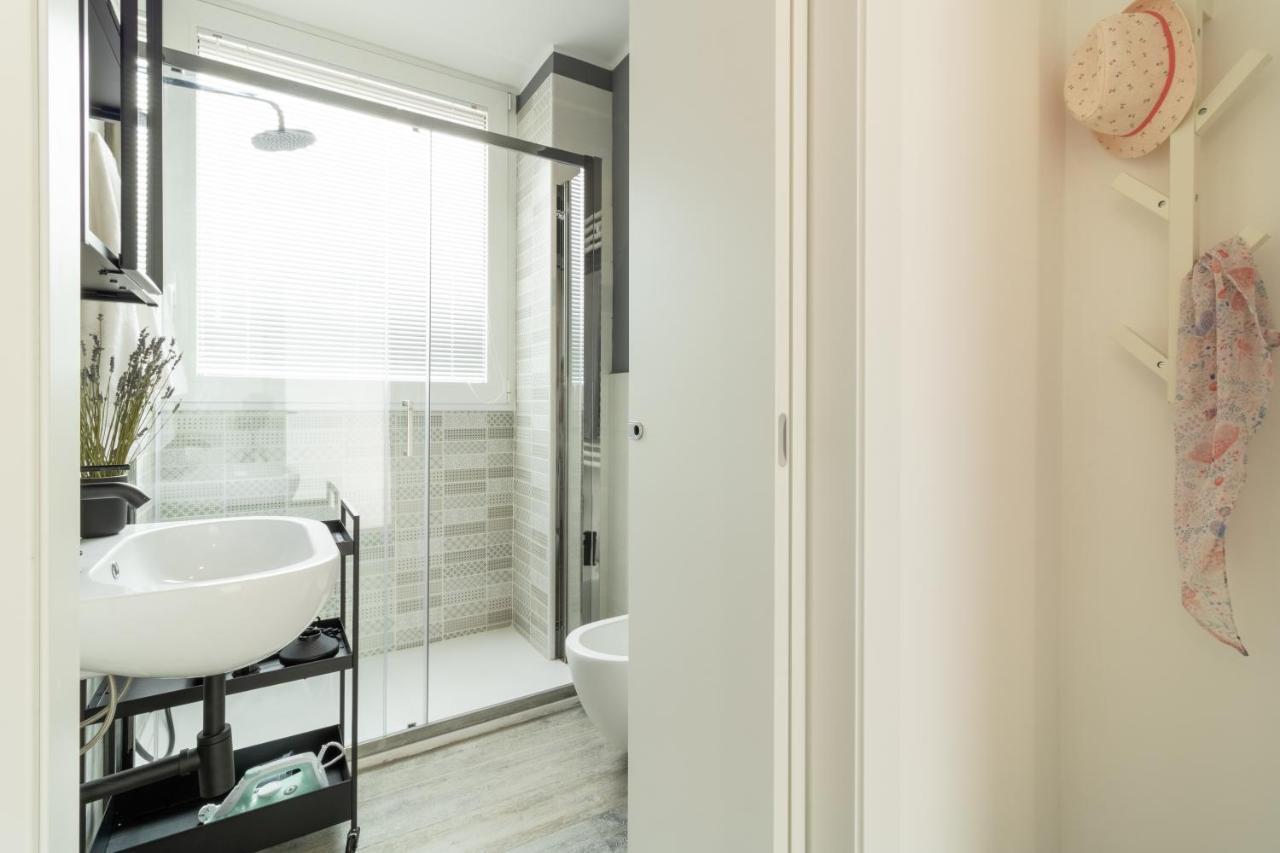 Apartment Navigli - Chic And Sophisticated In