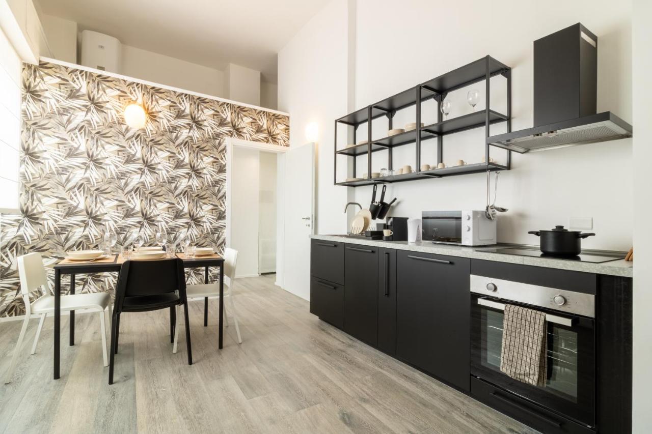 Navigli - Chic And Sophisticated In Apartment *