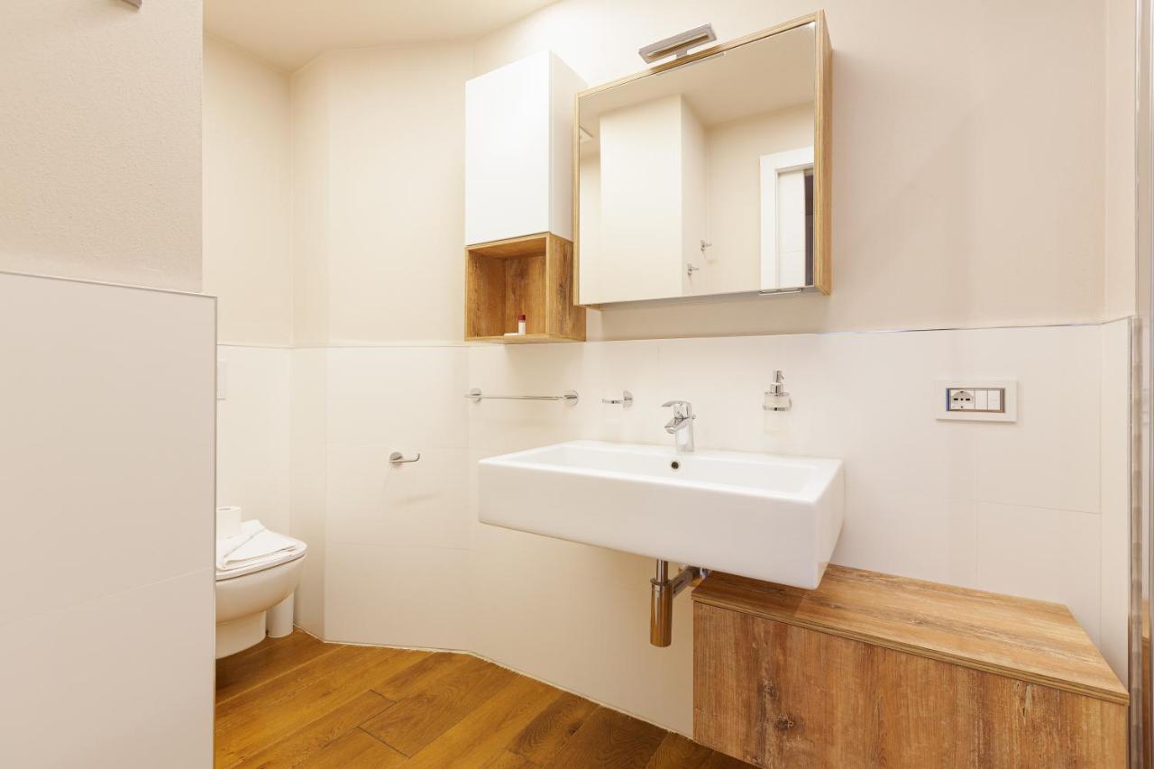 Guesthost - Bullona Bright & Design - M5 Gerusalemme Apartment