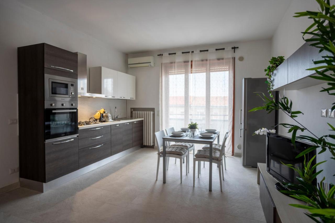 Tortona -navigli Free Parking Penthouse Con Wifi Apartment