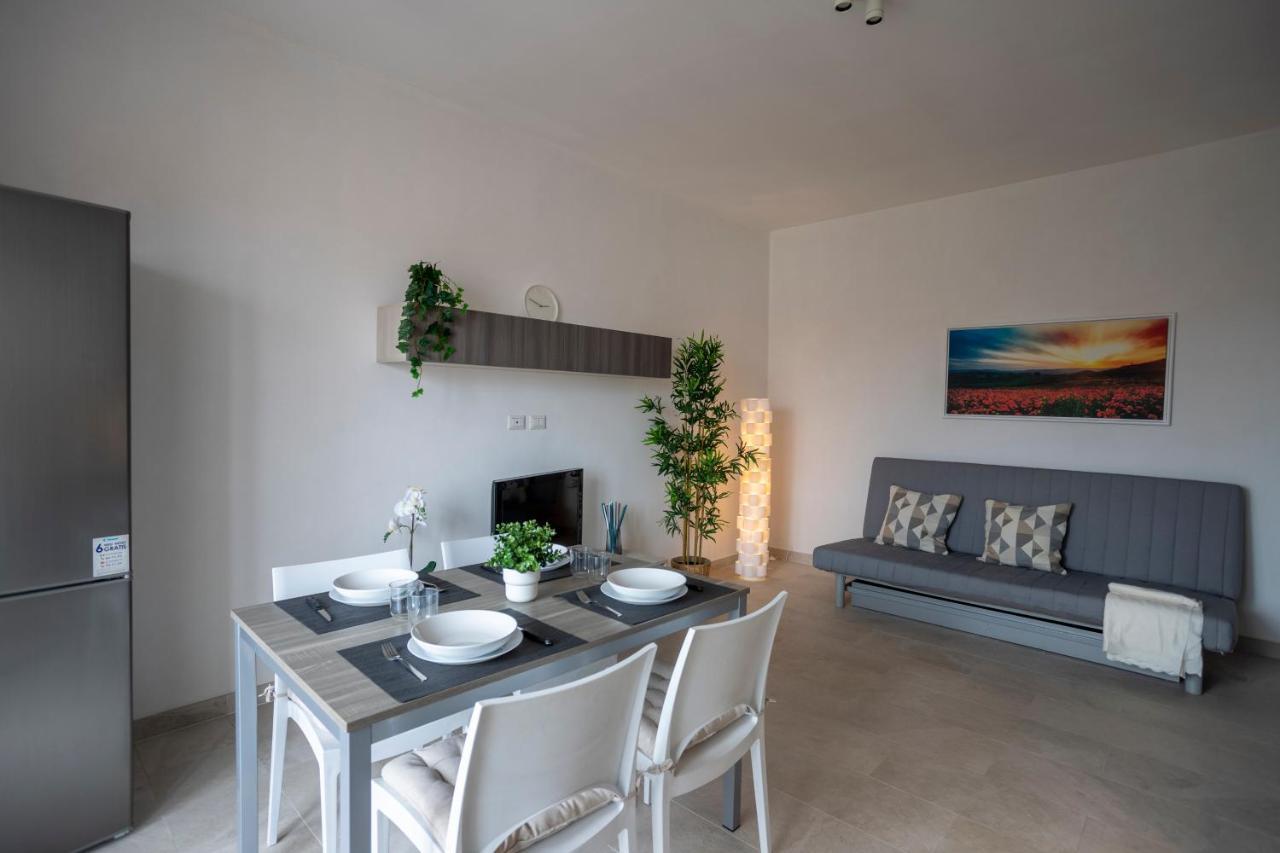 Tortona -navigli Free Parking Penthouse Con Wifi Apartment