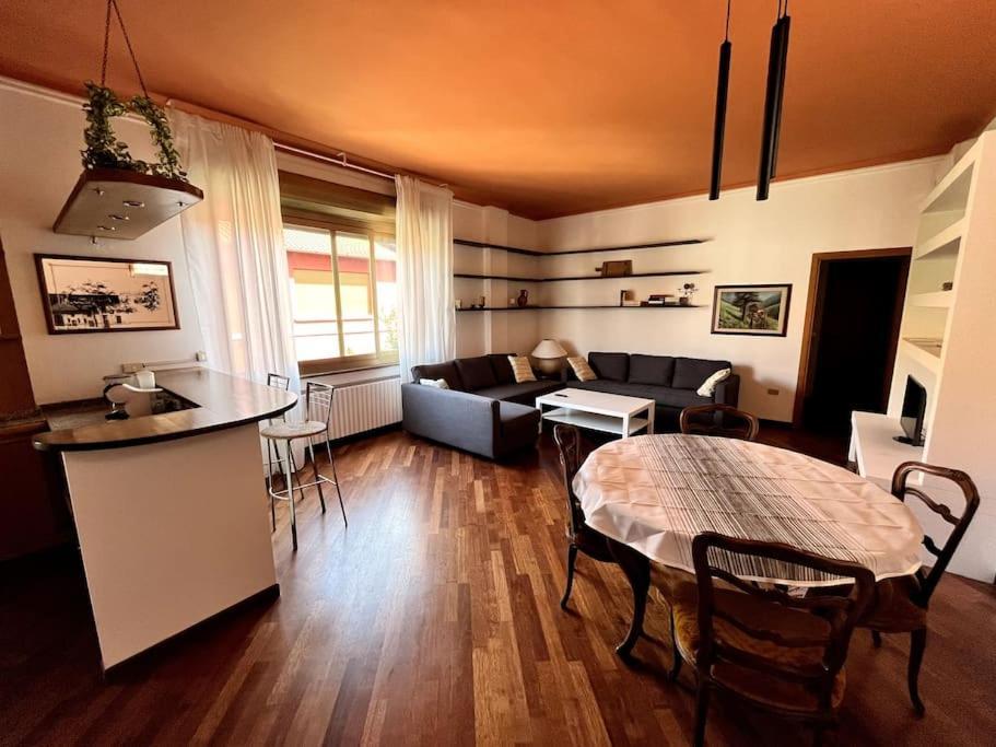 Apartment - Magistretti. Ampio Bilocale Milan