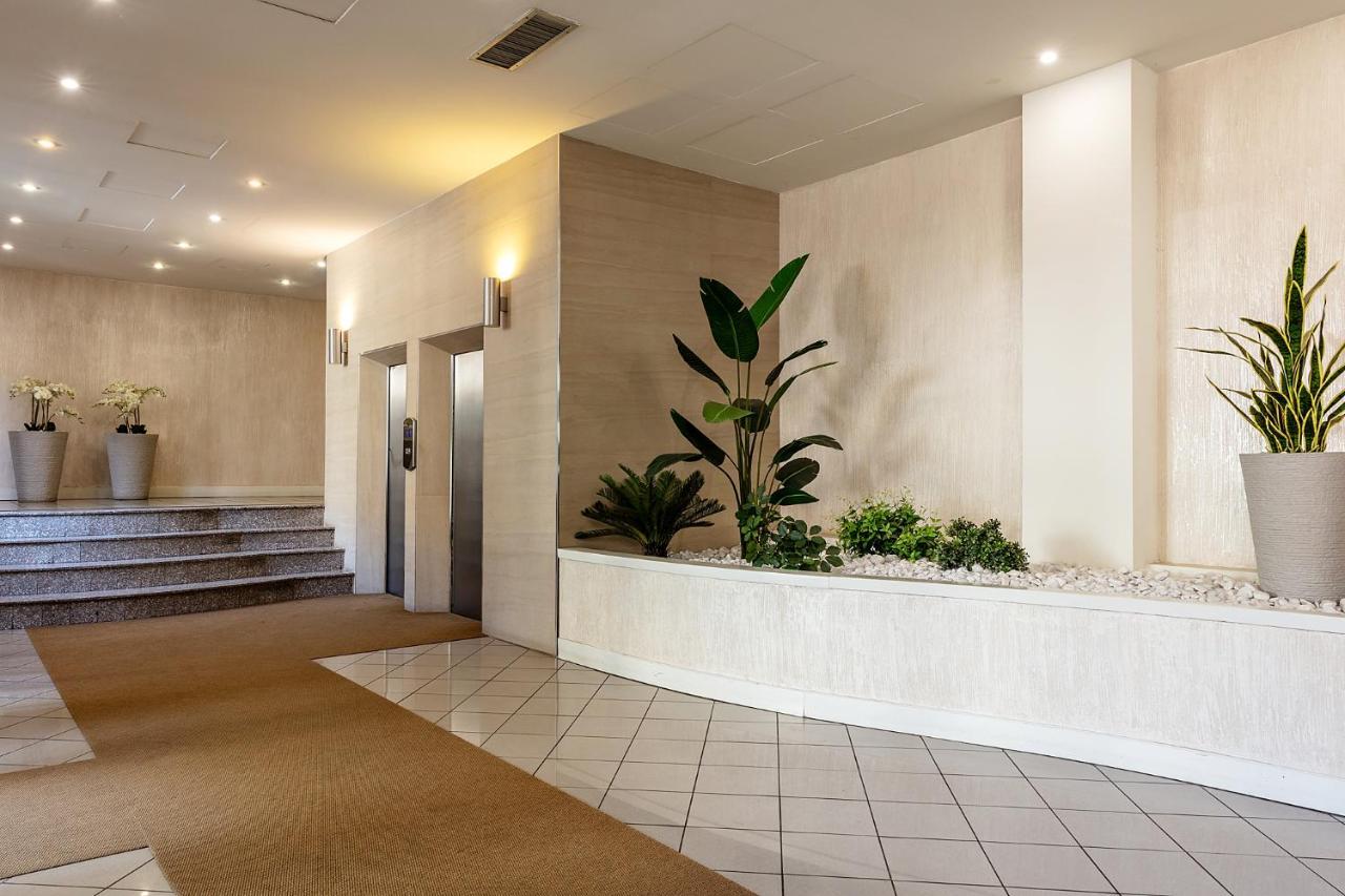 Dehomes - Porta Nuova Business Apartment *