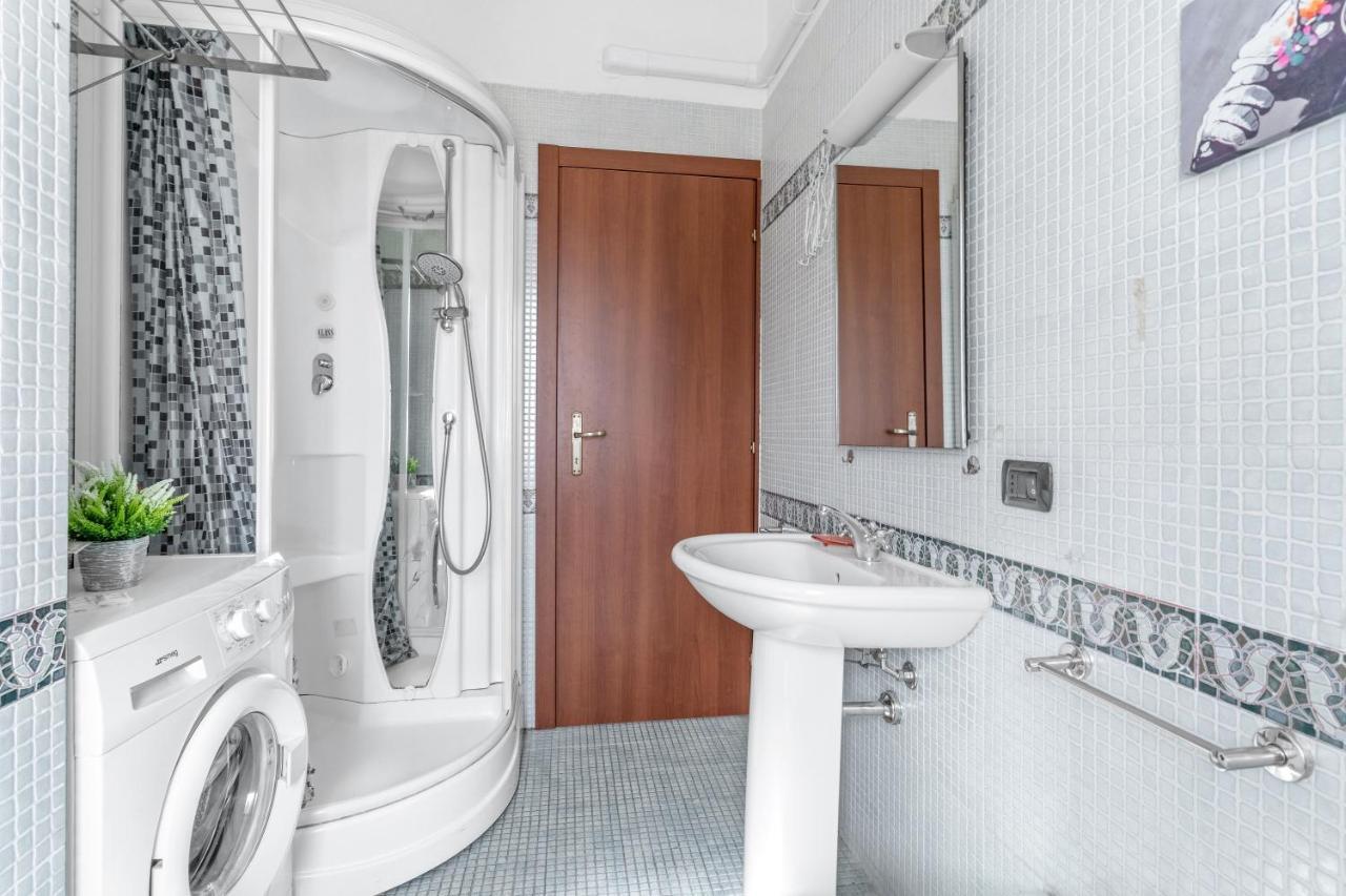 Pe1 -corso Buenos Aires- 10 Minutes From The Duomo Apartment Milan