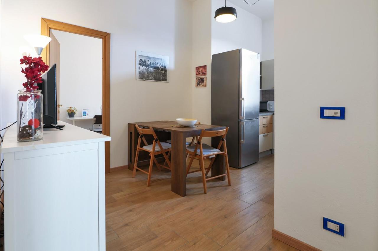 Primopiano - Tibaldi Apartment Milan