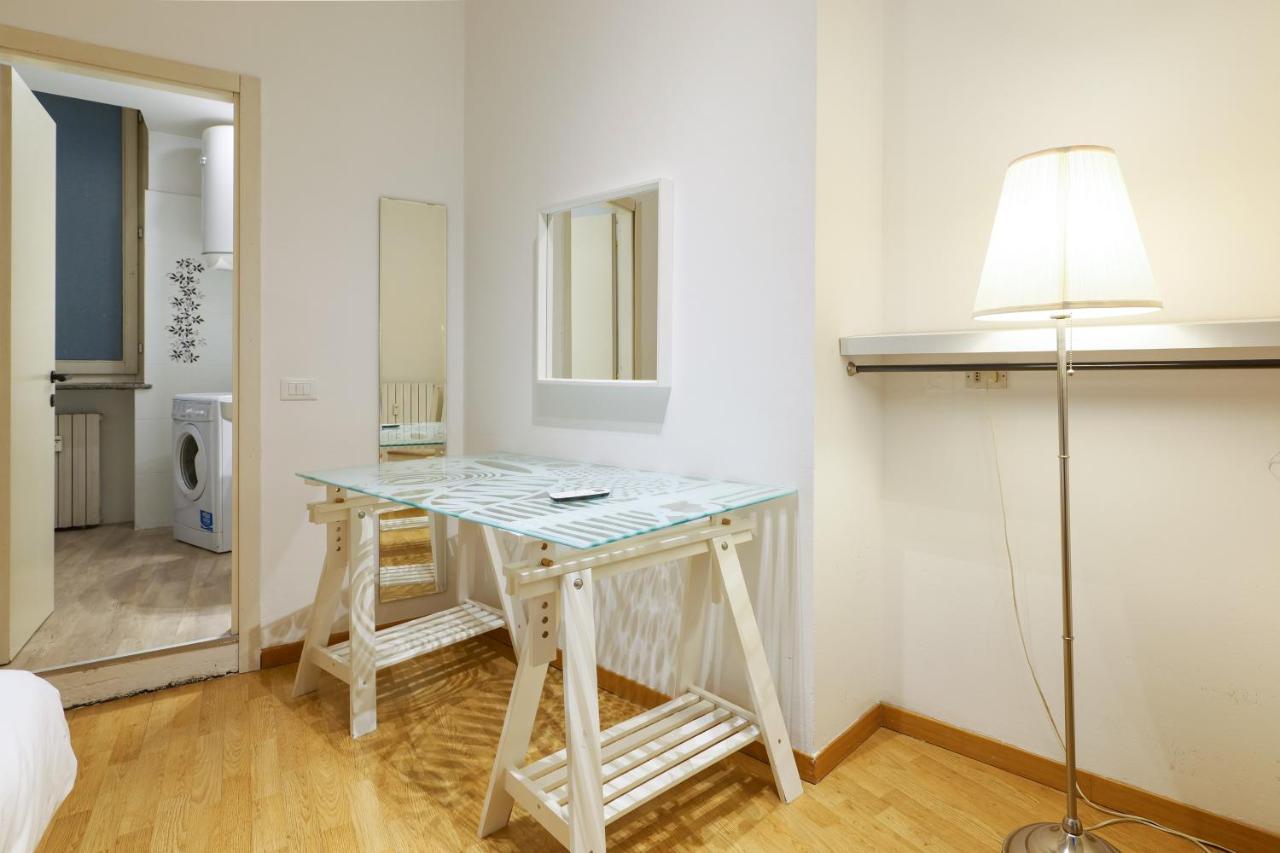 Luminoso Con Balcone In Cadorna Apartment Mailand