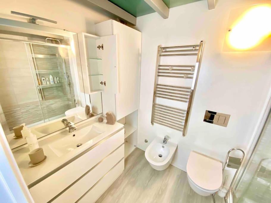 Loft Di Lusso - Metro E Centro Apartment