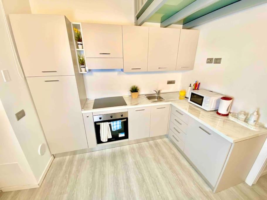 Apartment Loft Di Lusso - Metro E Centro