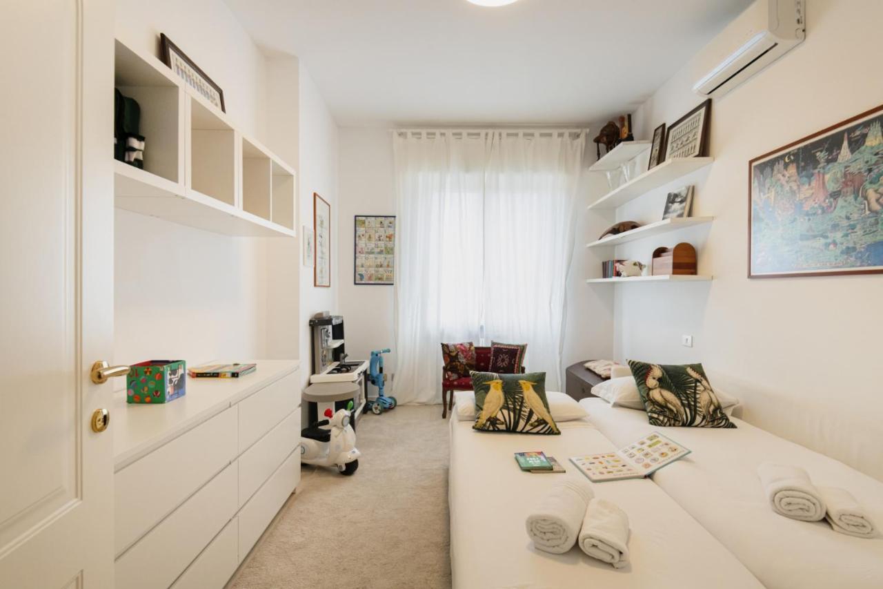 Easylife - Attico 230mq Con Terrazza Area Bocconi Milão