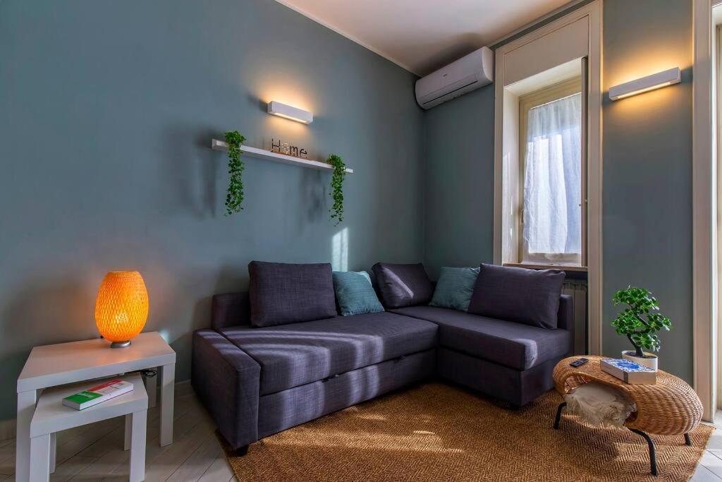 Charmy & Cozy Panoramic Flat 50m From M4 Stop Apartment Mailand