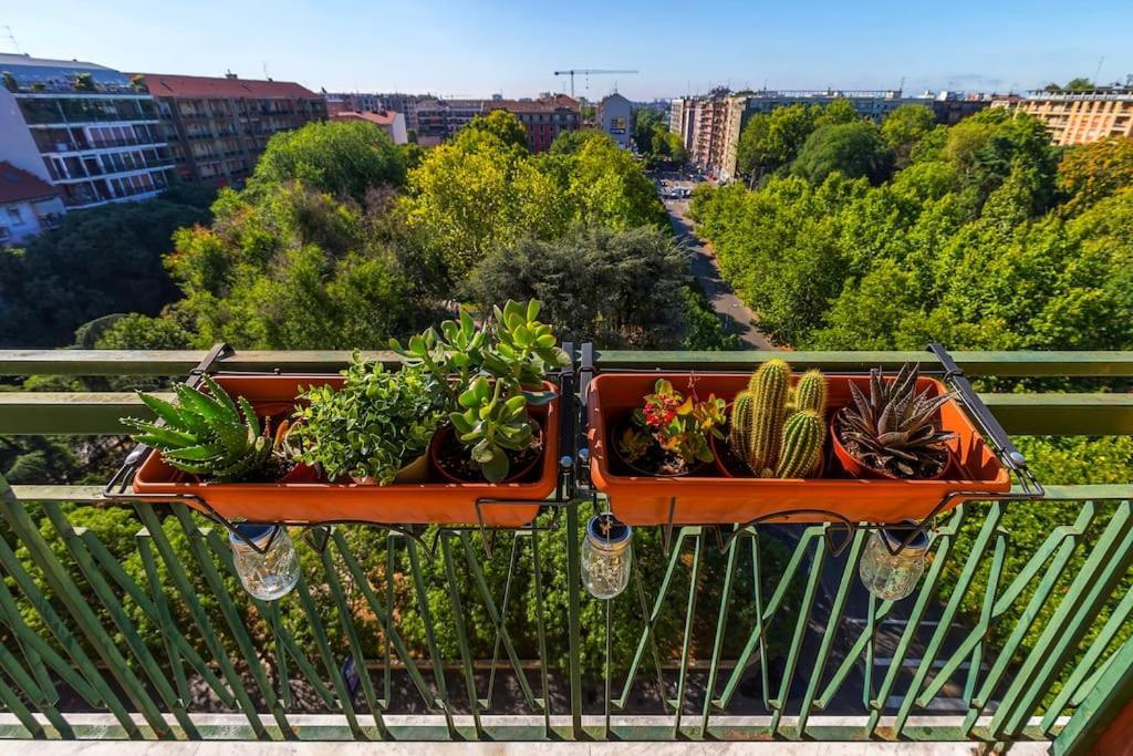 Sunny & Updated Flat With Panoramic View 50m From M4 Stop Apartment