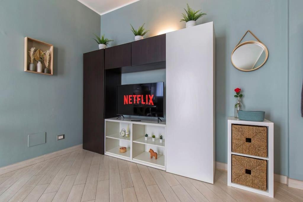 Apartment Charmy & Cozy Panoramic Flat 50m From M4 Stop