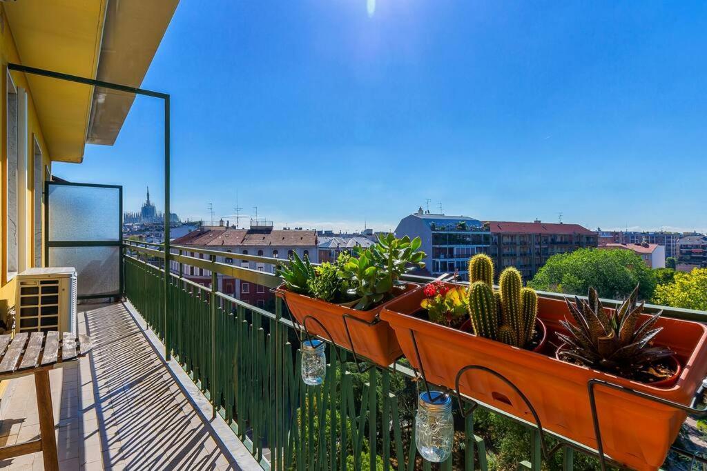 Sunny & Updated Flat With Panoramic View 50m From M4 Stop * Mailand