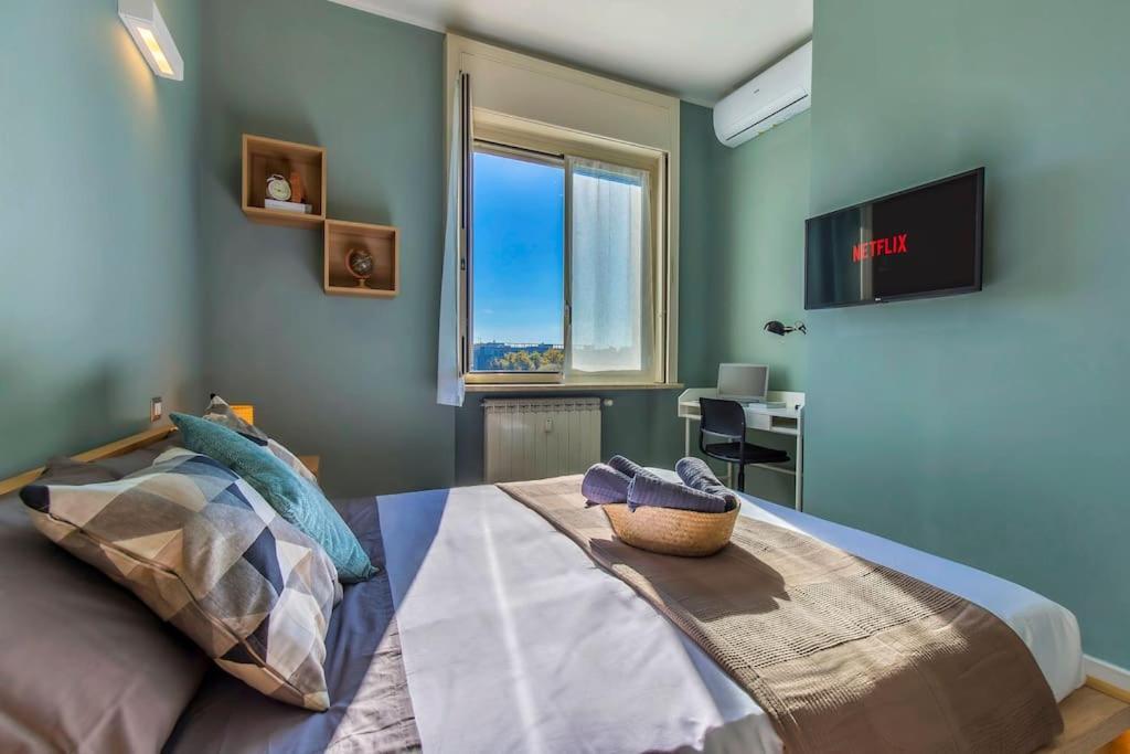 Charmy & Cozy Panoramic Flat 50m From M4 Stop Mailand