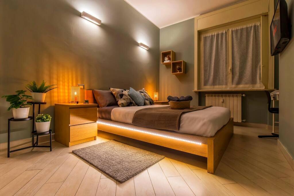 Charmy & Cozy Panoramic Flat 50m From M4 Stop Apartment