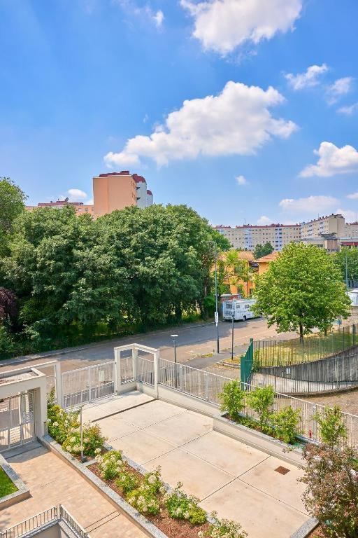 Postumia Joy - Sansiro Stadium - San Carlo Hospital Apartamento *