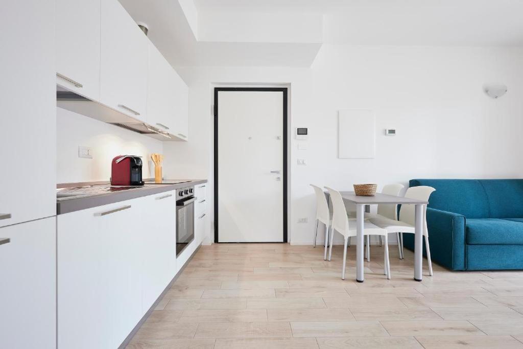 Postumia Joy - Sansiro Stadium - San Carlo Hospital Apartamento *