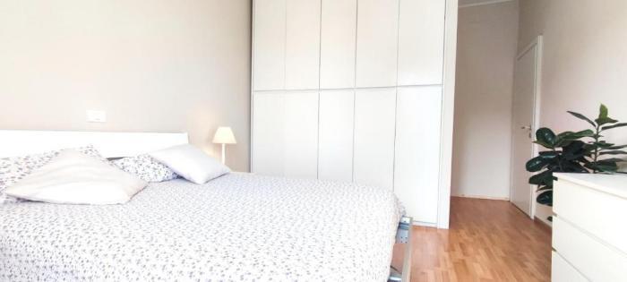 2 Bedroom Gem Near Fast Wi Fi Kademy House Apartment Mailand
