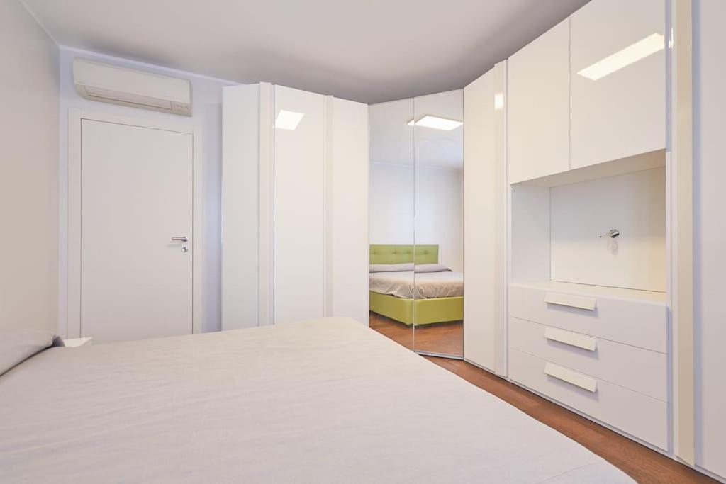Large Navigli Apartamento *