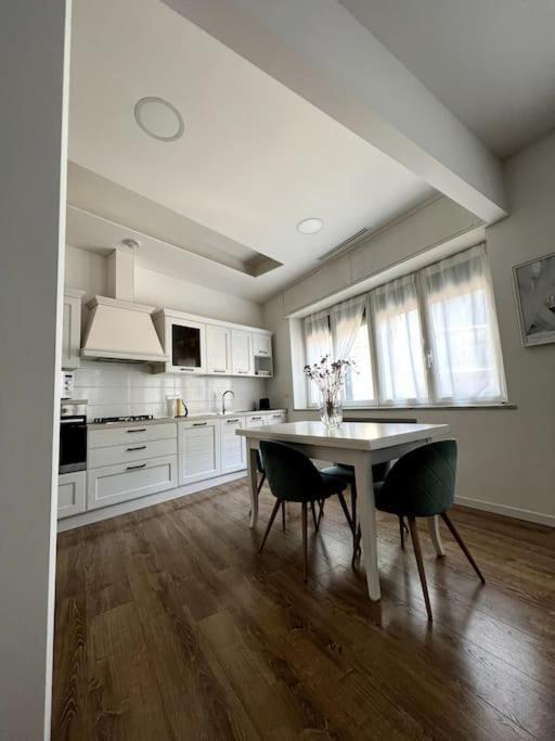 Centro Corso Apartment *
