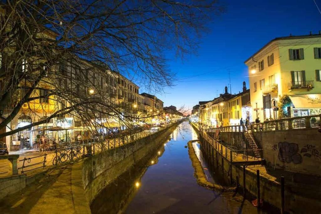 Daniela's Spazioso Ai Navigli Apartamento *