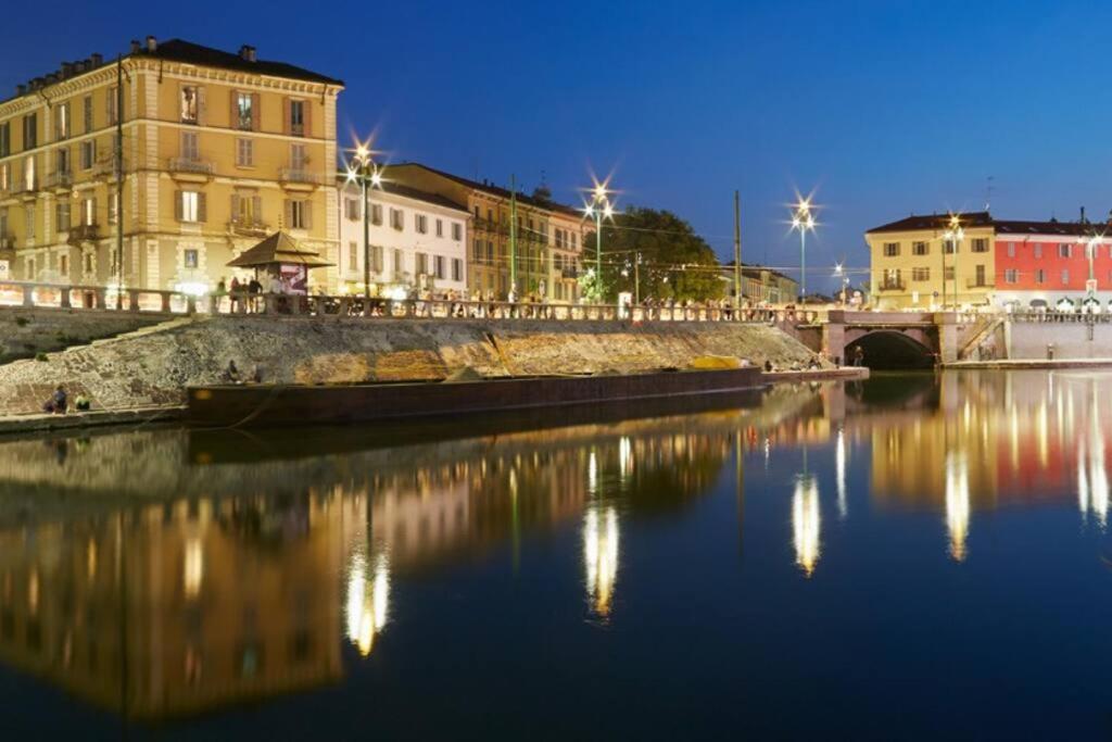 Apartamento Daniela's Spazioso Ai Navigli