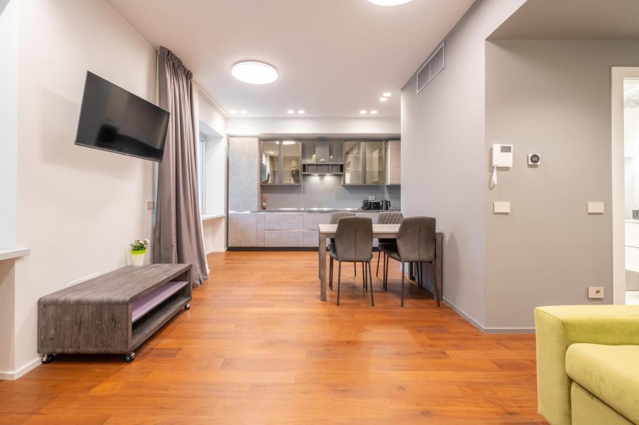 We - Broletto Boutique Apartamento Milão