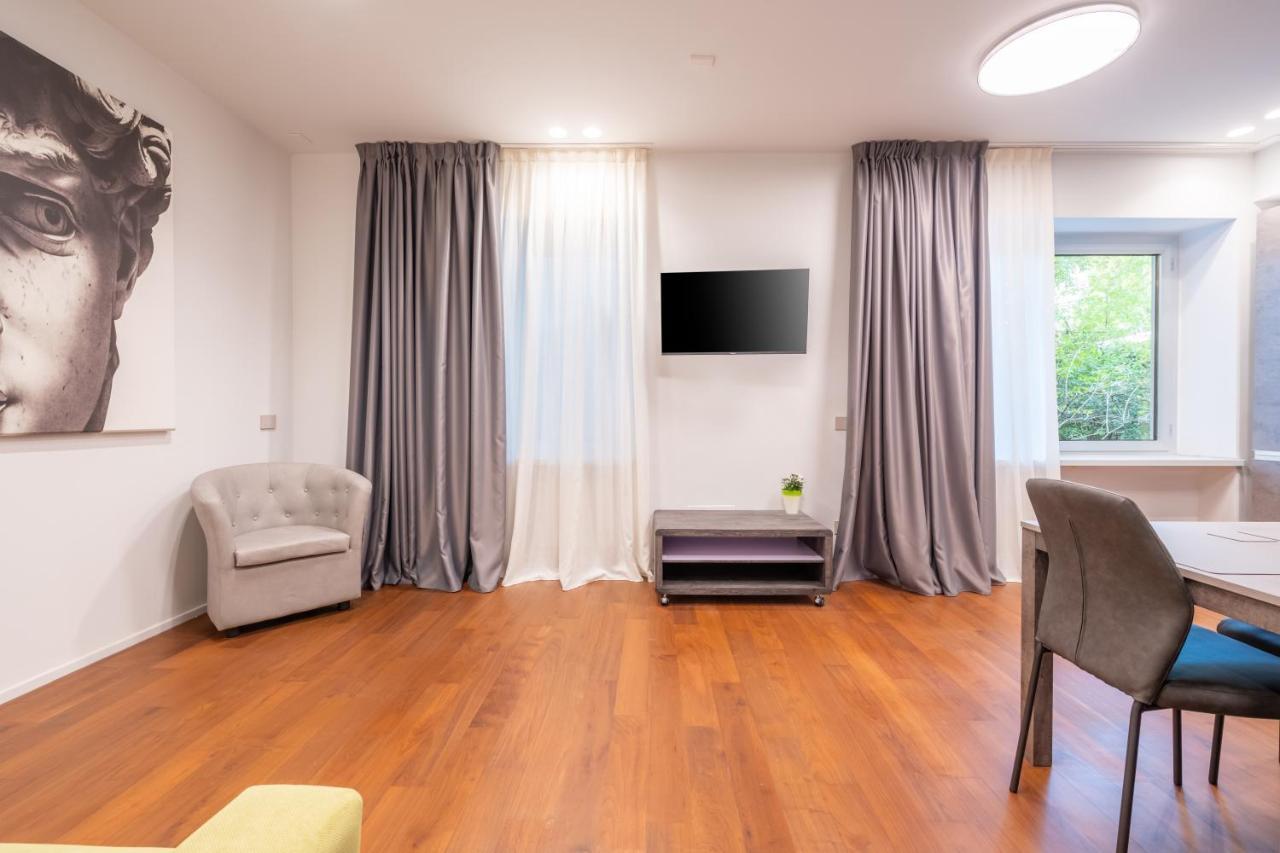 We - Broletto Boutique Apartamento