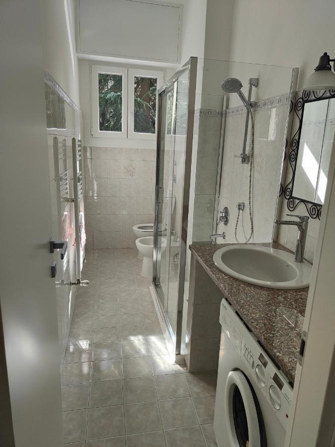 Elegante Bilocale A Con Balcone Apartamento