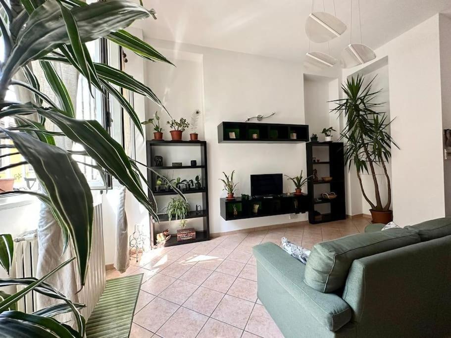 La Casa Sull'albero Nel Cuore Di Apartment