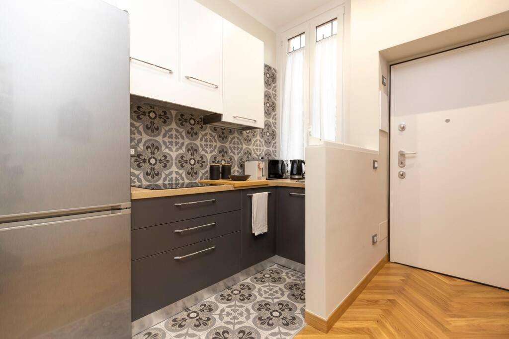 Apartment The Italian Design - 10 Minutes To Duomo