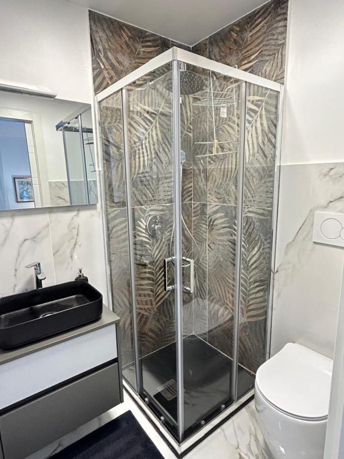 1702, Con La Matrimoniale Con Il Bagno Privato E Un Comune Gasthof *