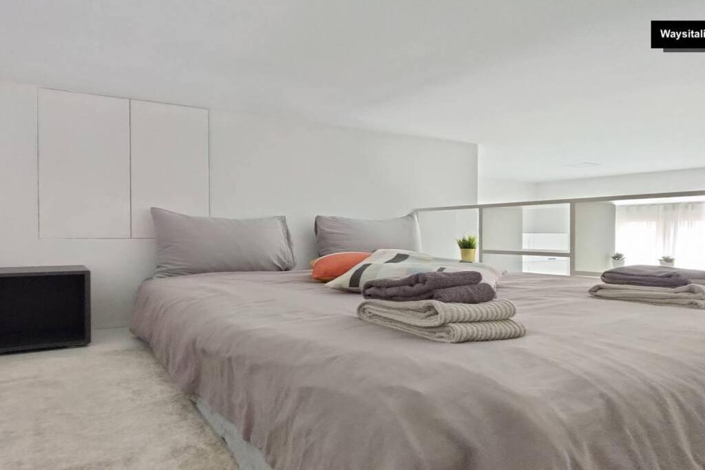 Apartment Navigli District Milan