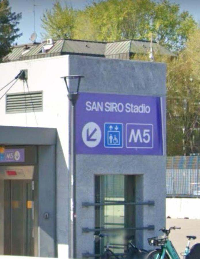 Doppia A 700 Metri Dallo Stadio Cir 015146 Casa de hóspedes *