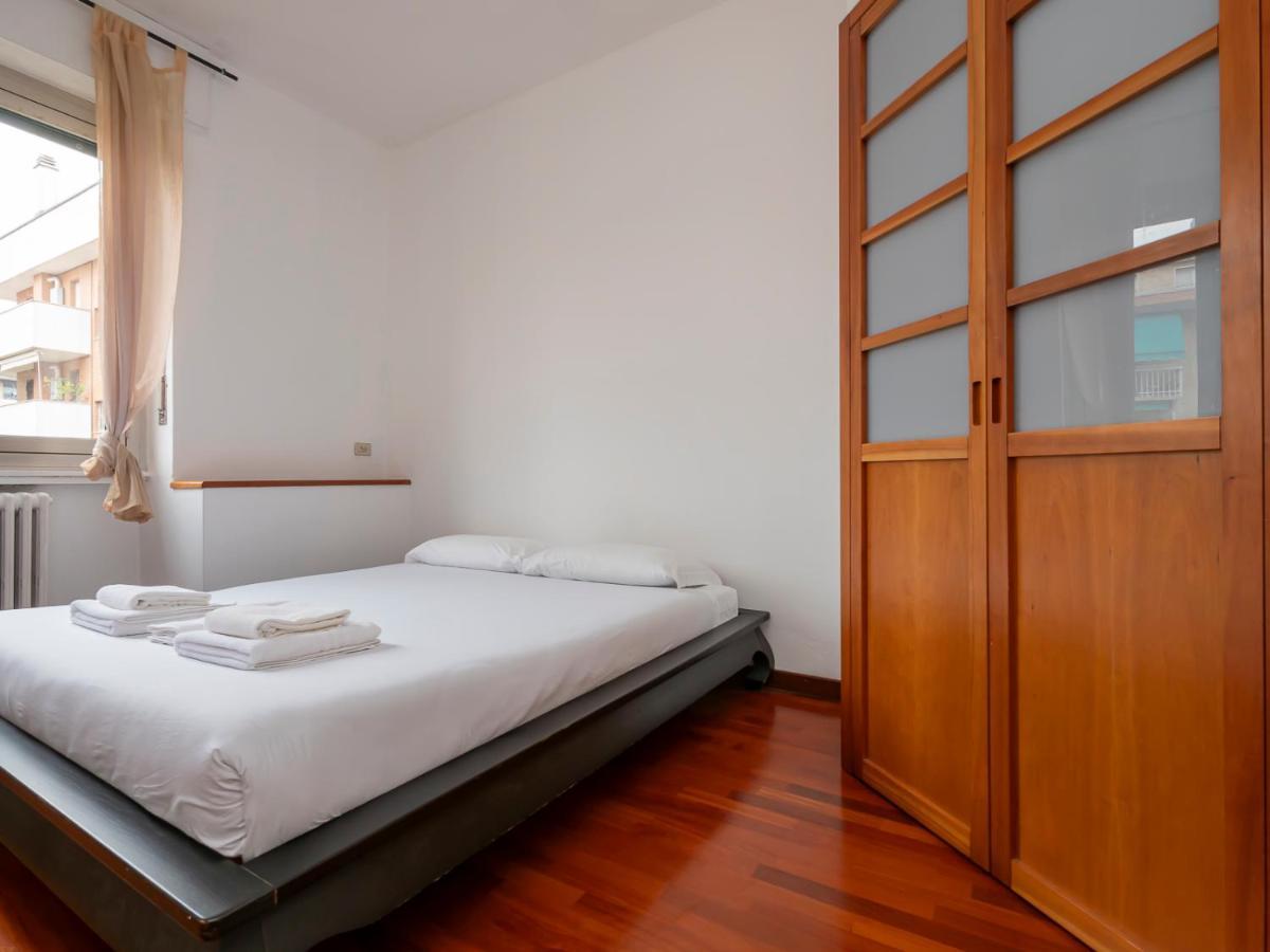 Apartment Ihost Flat - Sestini 11 *