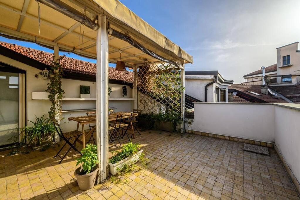 Buenos Aires' Nest - 10 Minutes From Duomo With Terrace Apartment