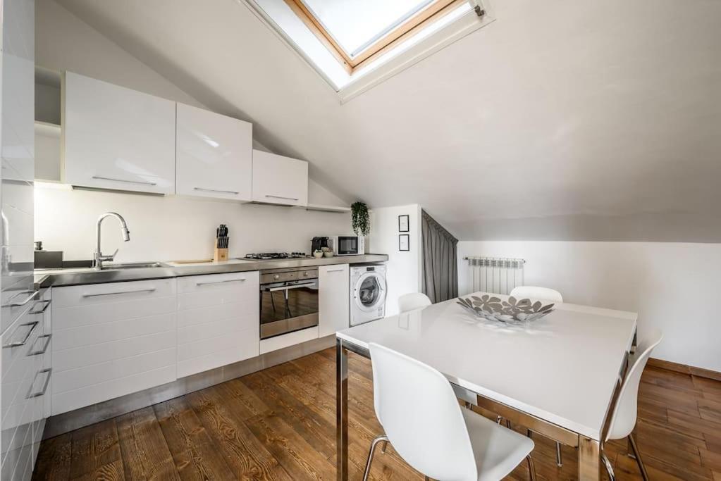 Apartment Buenos Aires' Nest - 10 Minutes From Duomo With Terrace *