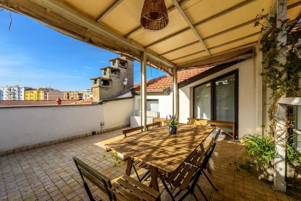 Apartment Buenos Aires' Nest - 10 Minutes From Duomo With Terrace