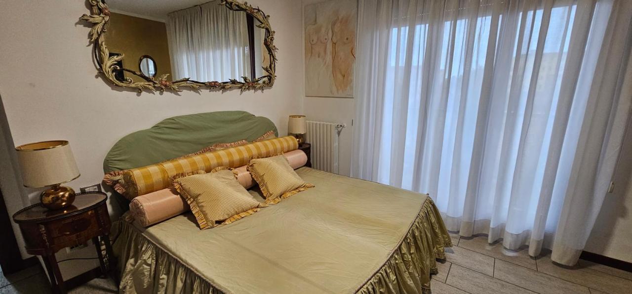 Ideal For Families,pets,business Apartment *
