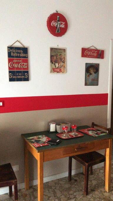 Coca Cola *