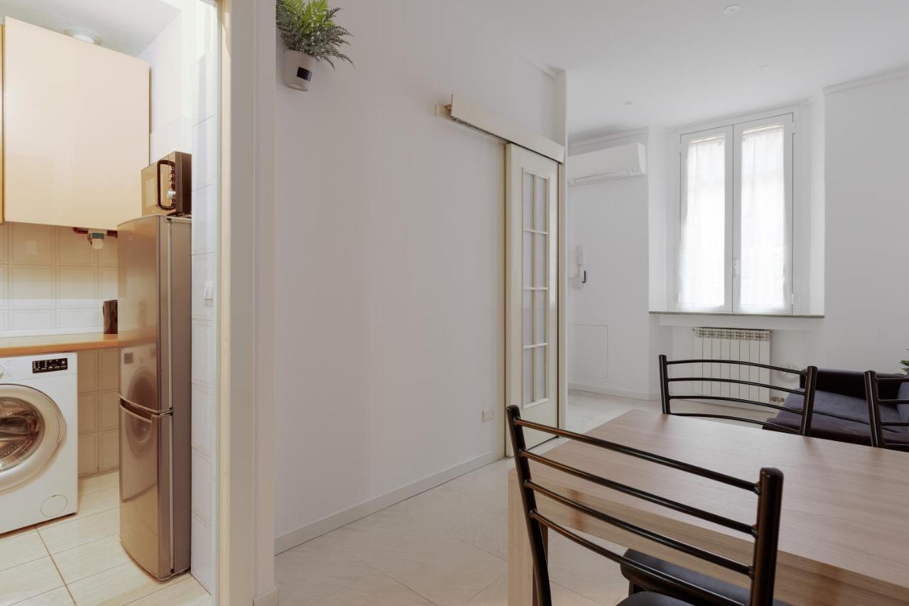 Famagosta M2 Subway Apartment Milan