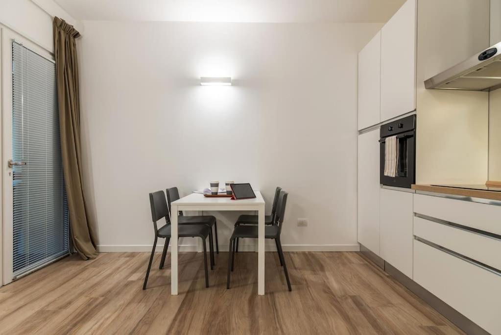 Apartment Mora Flexyrent A.c. - Colonne *