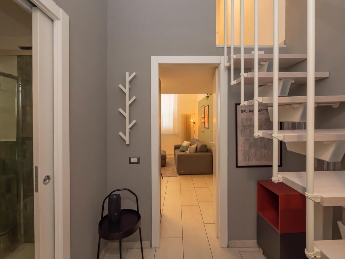 Apartment Ihost - Romilli 17a Mailand