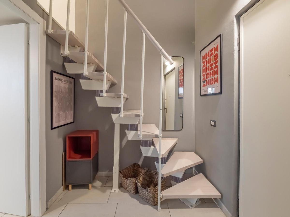 Ihost - Romilli 17a Apartment *